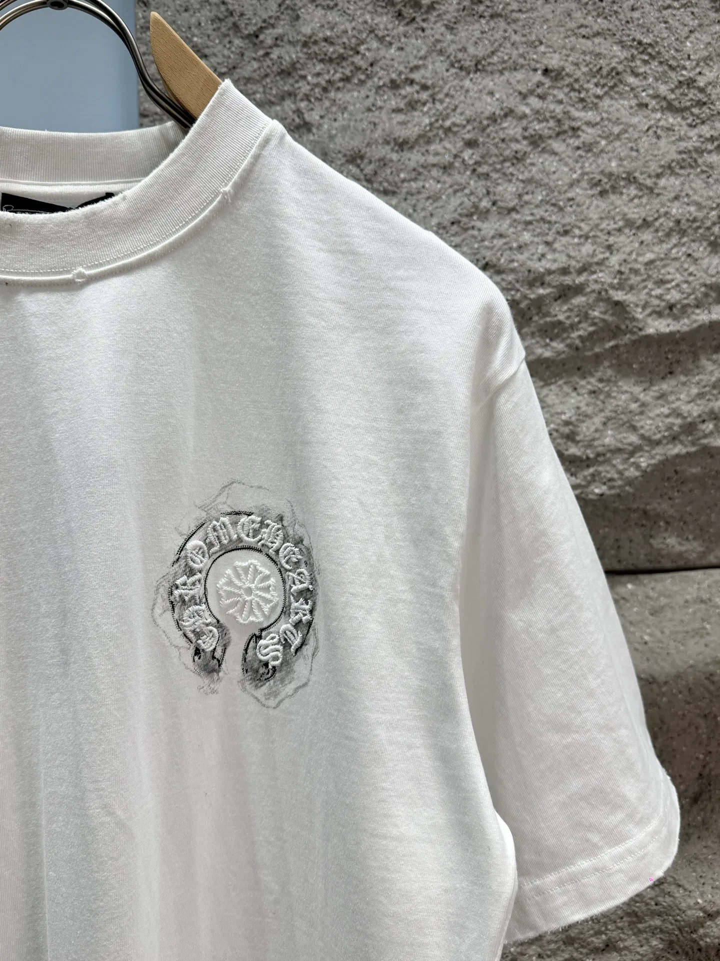 Chrome Hearts* ‼️ T ® 🖤 g fufu ， ， + ➕ ， ， ， ， ， ! ， ! ⚠️ ： ⚠️WJ 26902 Same Style 𝐂𝐎𝐋𝐎𝐔𝐑：White Black 𝐒𝐈𝐙𝐄：S-Xl